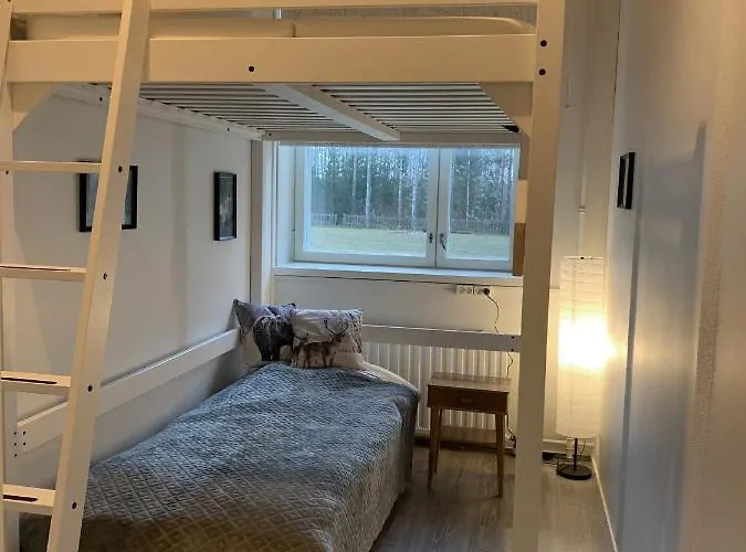 Wanha Koulu Tahko Onnela, 4mh, Palju, Sauna, Tupakeittioe, Wifi, Liikuntasali, Rinteetsparavintola 6km, Lemmikit Ok, Edukas Apartmán